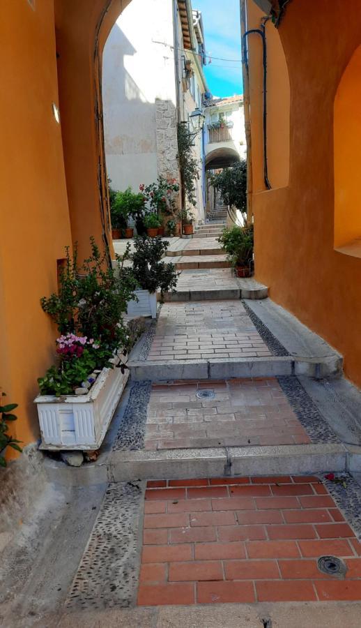 Menton, Centre Historique, Vue Mer Esterno foto